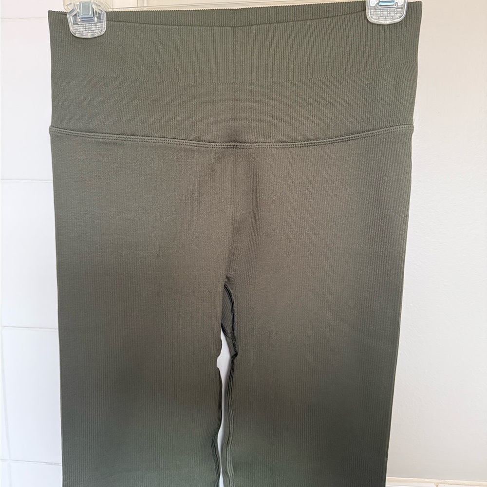 Victoria's Secret Green Ribbed Leggings